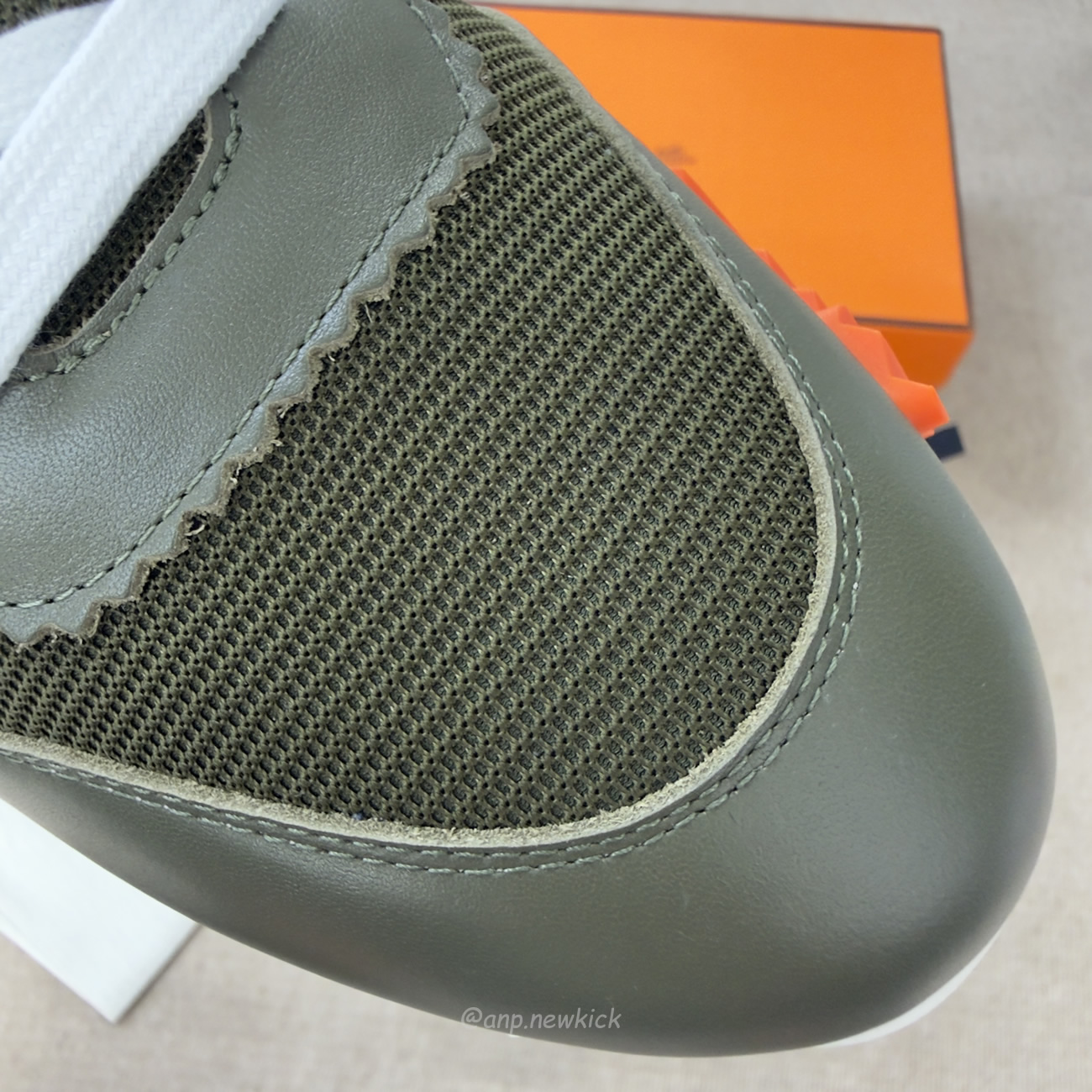Hermes Bouncing Sneaker Matcha Blanc (6) - www.newkick.org